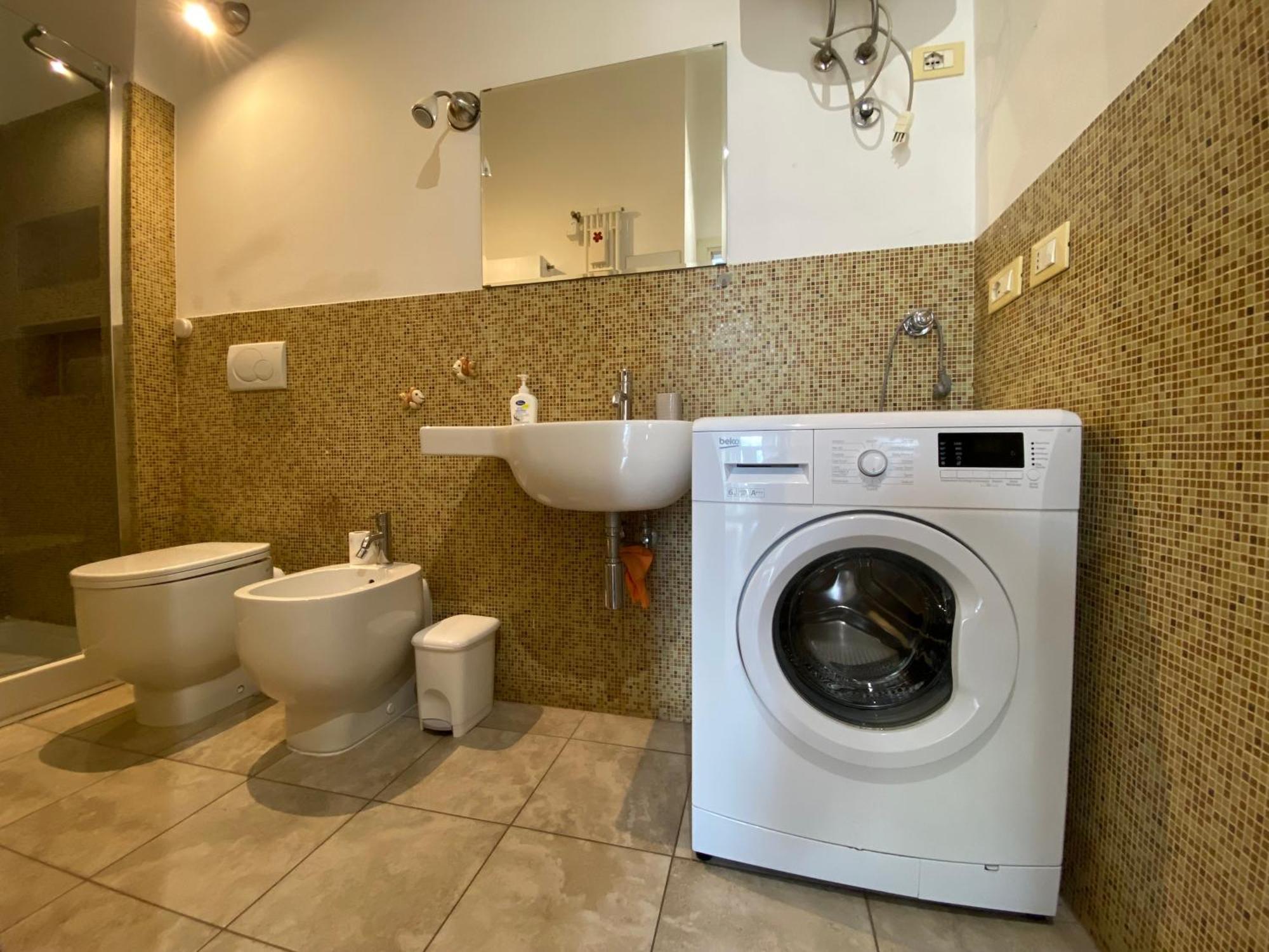 Avantgard Rooms Western Station Μπολόνια Εξωτερικό φωτογραφία